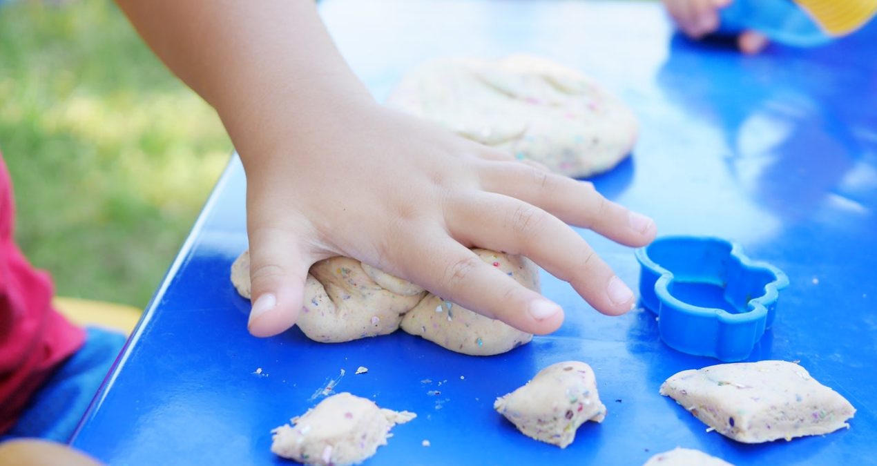 Parenting: Importance of “Messy Play” for a child’s development